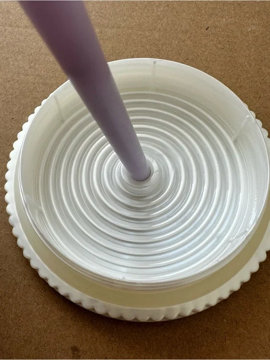 Starbucks White Pearl Mermaid Scales Venti Tumbler - Picture 4 of 5